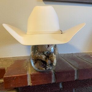 White Cowboy Hat